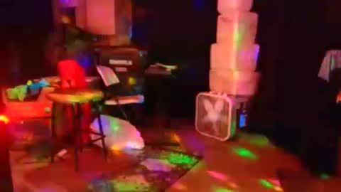 Snapshot of punkrunr083 chatting on 17, 9, 2025 punkrunr083 online show from 17, 9, 2025