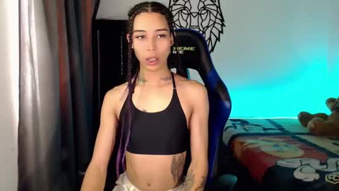 Snapshot of pupi_wolf chatting on 14, 11, 2025 Cris online show from 14, 11, 2025