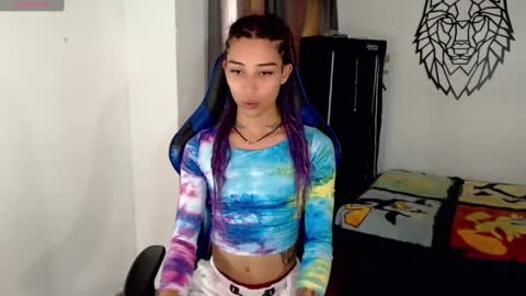 Snapshot of pupi_wolf chatting on 21, 11, 2025 Cris online show from 21, 11, 2025