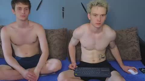 Snapshot of pupsenish chatting on 23, 7, 2026 Jesse online show from 23, 7, 2026