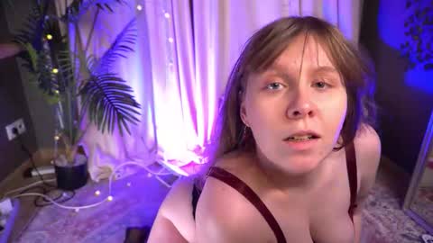 constant schedule Wednesday  Friday  Saturday  Sunday  The Rosemarie online show from 20, 2, 2026