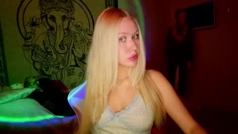 Snapshot of pureeangel chatting on 16, 2, 2026 Megan online show from 16, 2, 2026