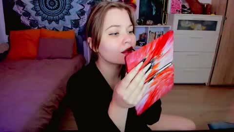 Miss Hanna online show from 1, 12, 2025