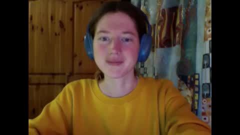 Snapshot of purple_cat55 chatting on 31, 10, 2025 purple_cat55 online show from 31, 10, 2025