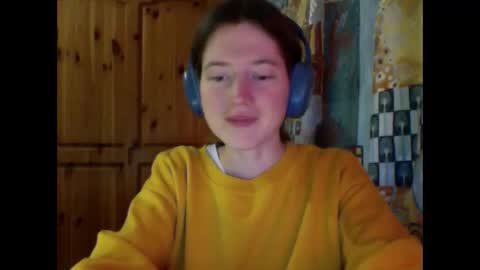 Snapshot of purple_cat55 chatting on 2, 11, 2025 purple_cat55 online show from 2, 11, 2025