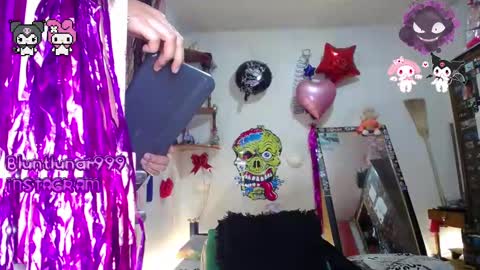 Snapshot of purplekattlyn chatting on 12, 3, 2025 purplekattlyn online show from 12, 3, 2025