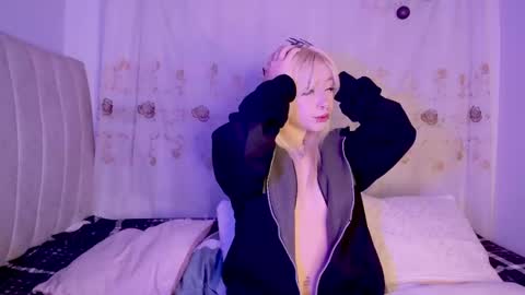 Snapshot of purplelilith3 chatting on 20, 11, 2025 Purple Lilith online show from 20, 11, 2025