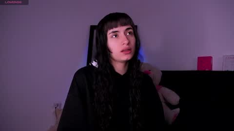 Snapshot of purplesnake_ chatting on 15, 7, 2026 Alynn online show from 15, 7, 2026