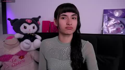 Snapshot of purplesnake_ chatting on 20, 7, 2026 Alynn online show from 20, 7, 2026