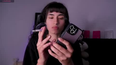 Snapshot of purplesnake_ chatting on 24, 7, 2026 Alynn online show from 24, 7, 2026