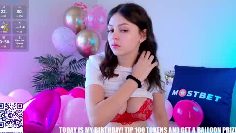 Snapshot of pusichka_ chatting on 16, 12, 2024 Diana Onlyfans online show from 16, 12, 2024