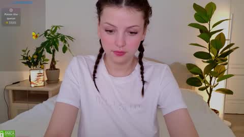 Snapshot of pusichka_ chatting on 27, 9, 2025 Diana Onlyfans online show from 27, 9, 2025