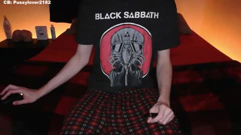 Snapshot of pussylover2182 chatting on 11, 11, 2025 pussylover2182 online show from 11, 11, 2025