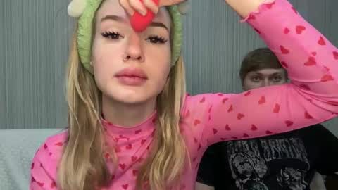 Lina online show from 10, 11, 2025