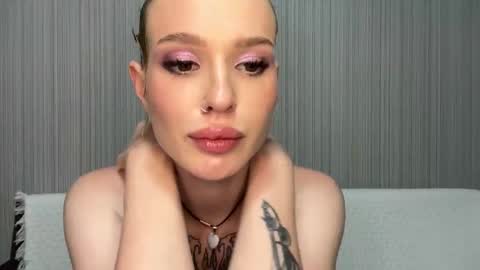 Lina online show from 18, 11, 2025