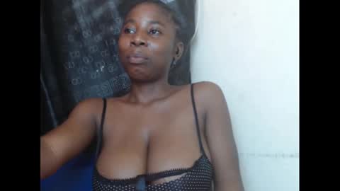 Snapshot of pussyxcockx chatting on 8, 3, 2025 pussyxcockx online show from 8, 3, 2025