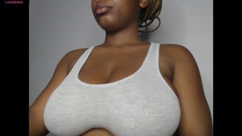 Snapshot of pussyxcockx chatting on 18, 12, 2025 pussyxcockx online show from 18, 12, 2025