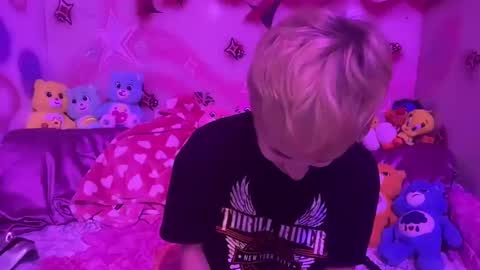 Snapshot of pvnkpixie chatting on 18, 9, 2025 pvnkpixie online show from 18, 9, 2025