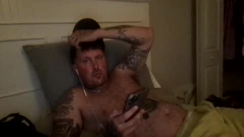 Snapshot of pweezy33 chatting on 20, 12, 2024 buddyguy online show from 20, 12, 2024