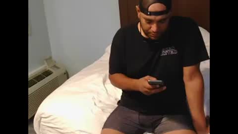 Snapshot of pwnst3rz chatting on 17, 12, 2024 pwnst3rz online show from 17, 12, 2024