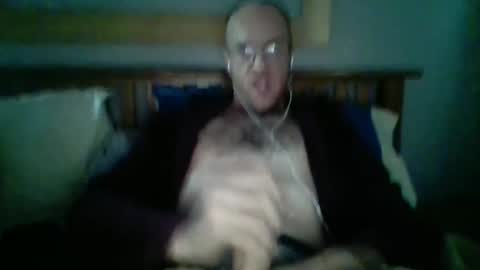 Snapshot of q2phq2ph chatting on 12, 9, 2025 q2phq2ph online show from 12, 9, 2025