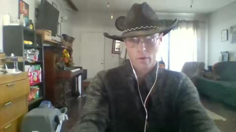 Snapshot of q2phq2ph chatting on 21, 10, 2025 q2phq2ph online show from 21, 10, 2025