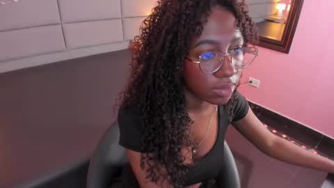 Snapshot of qeen_blackk chatting on 2, 3, 2025 Shekoni Schedule 700 - 1400 gtm-5 online show from 2, 3, 2025