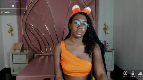Snapshot of qeen_blackk chatting on 17, 10, 2025 Shekoni Schedule 700 - 1400 gtm-5 online show from 17, 10, 2025
