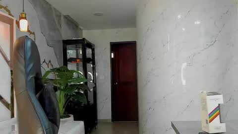 Qetsyah online show from 6, 2, 2026