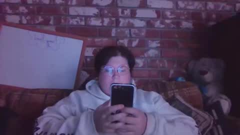 Snapshot of qtbisuccubi chatting on 17, 12, 2025 Br4tty Bunny online show from 17, 12, 2025