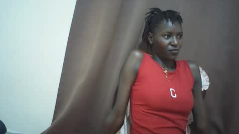 Snapshot of queen_0012 chatting on 2, 5, 2026 asher online show from 2, 5, 2026