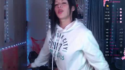 Snapshot of queen__abby chatting on 29, 10, 2025 Queen Abby online show from 29, 10, 2025