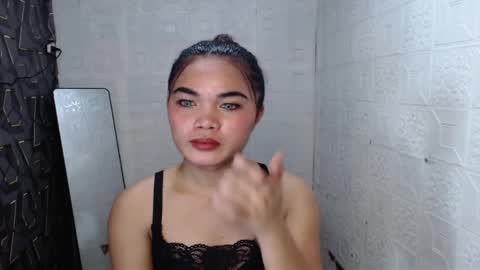 Snapshot of queen_arnie4utsxxx chatting on 28, 9, 2025 Arnie online show from 28, 9, 2025