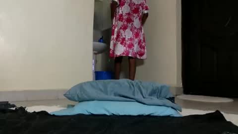 Snapshot of queen_asha chatting on 14, 12, 2024 queen_asha online show from 14, 12, 2024