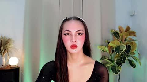 queen_danaya online show from 8, 4, 2026