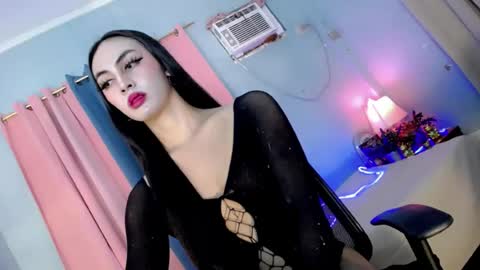 Snapshot of queen_danaya chatting on 10, 7, 2026 queen_danaya online show from 10, 7, 2026