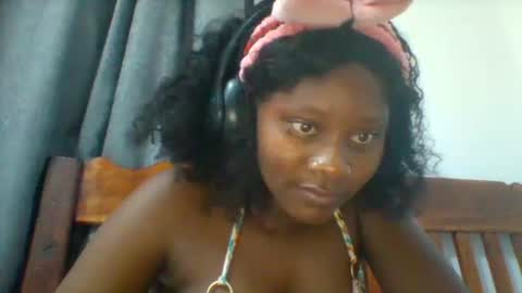 queen_diveer online show from 1, 10, 2025