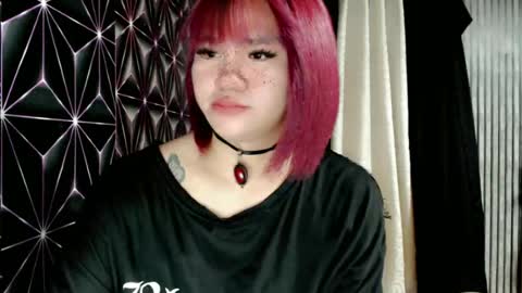 Snapshot of queen_elicktra chatting on 6, 7, 2026 JOY online show from 6, 7, 2026