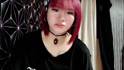 Snapshot of queen_elicktra chatting on 18, 7, 2026 JOY online show from 18, 7, 2026