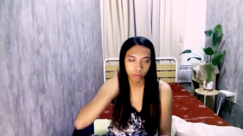Snapshot of queen_gia chatting on 28, 4, 2026 queen_gia online show from 28, 4, 2026