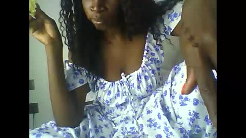 queen_kai online show from 11, 4, 2026