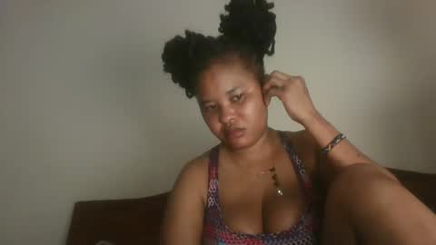 Snapshot of queen_kikih chatting on 3, 5, 2026 Queen kikih online show from 3, 5, 2026