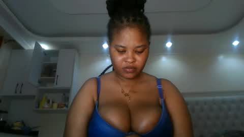 Snapshot of queen_kikih chatting on 27, 5, 2026 Queen kikih online show from 27, 5, 2026