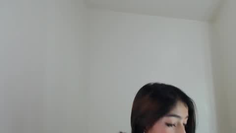 Snapshot of queen_leix chatting on 26, 12, 2024 Leix online show from 26, 12, 2024