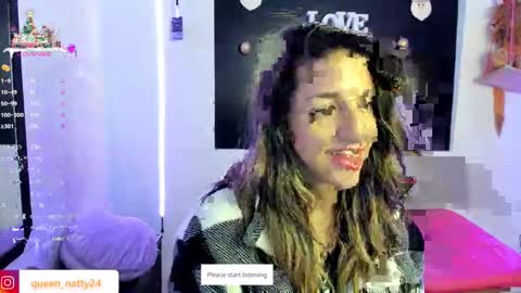 Snapshot of queen_natttyy chatting on 14, 12, 2024 queen_natttyy online show from 14, 12, 2024