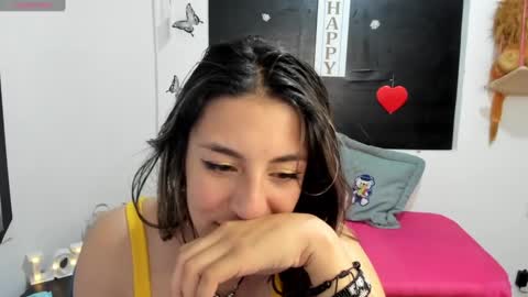 Snapshot of queen_natttyy chatting on 25, 1, 2025 queen_natttyy online show from 25, 1, 2025