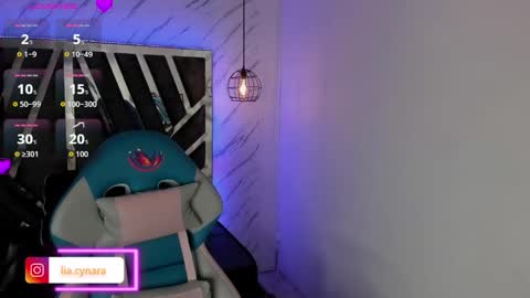   online show from 26, 9, 2025