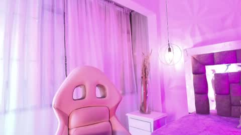 Snapshot of queen_perla_ chatting on 2, 6, 2026 online show from 2, 6, 2026