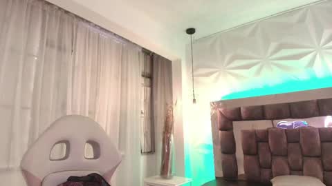 Snapshot of queen_perla_ chatting on 3, 6, 2026 online show from 3, 6, 2026