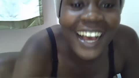 queen_sly online show from 17, 10, 2025